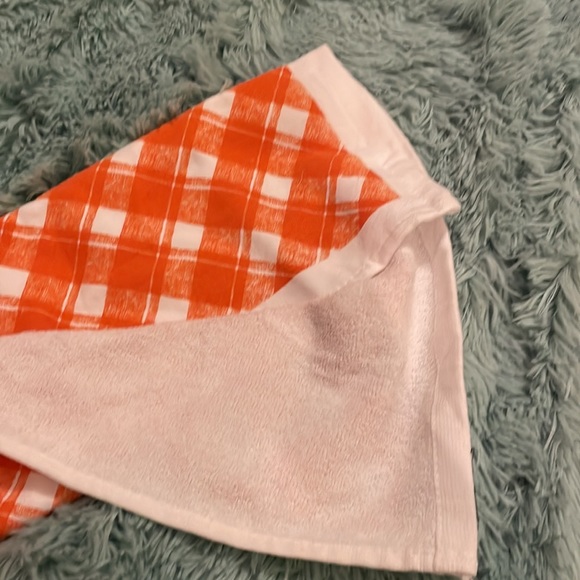 Hocus Pocus Tie Towel - Picture 4 of 8